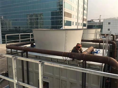 為何冷卻塔里的噴淋水需要更換？,冷卻塔為何做成雙曲線